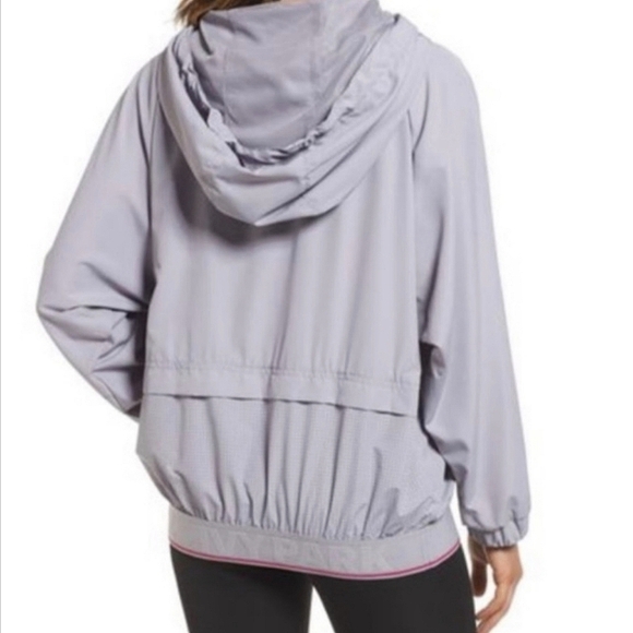 Ivy Park Perforated Hooded Pull Over with Banded Hem in Purple & Pink Sz Medium - Picture 2 of 14